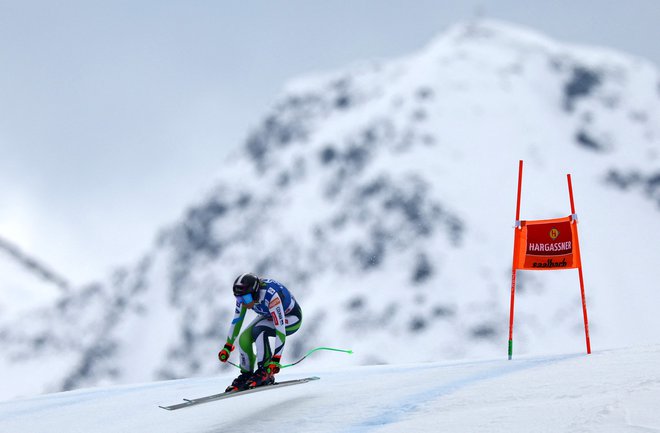 Na izjemni športni poti je osvojila dva naslova svetovne prvakinje v smuku. FOTO: Lisi Niesner Reuters