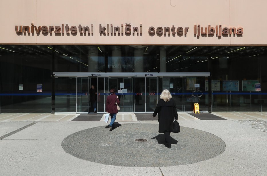 Fotografija: Postopek zoper klinični center je končan, ker pa so tožniki umaknili tožbene zahtevke zoper zavarovalnico, je končan tudi postopek zoper njo. FOTO: Dejan Javornik