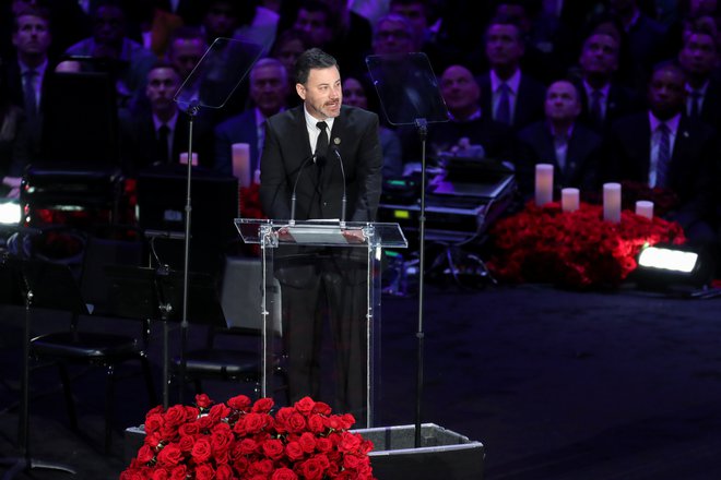 Jimmy Kimmel je bil dober prijatelj pokojnega Kobeja. FOTO: Lucy Nicholson, Reuters