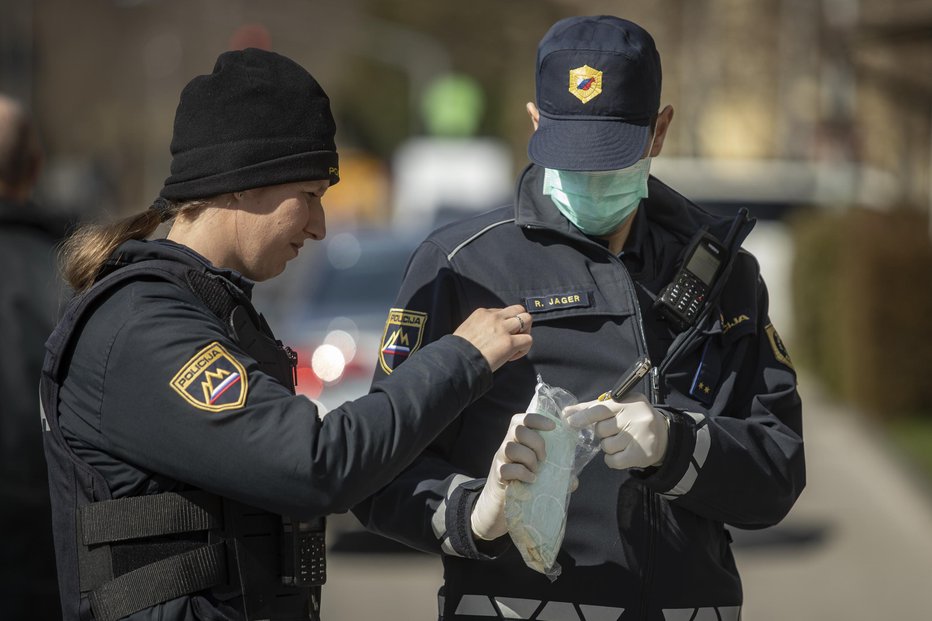 Fotografija: Primer preiskuje tudi policija. FOTO: Voranc Vogel