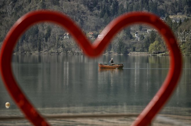 Prazni Bled ob pojavu koronavirusa. FOTO: Blaž Samec