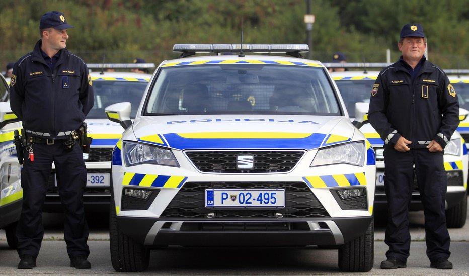 Fotografija: Policisti so se podali v lov za domnevnimi preprodajalci droge (simbolična fotografija). FOTO: Roman Šipić, Delo