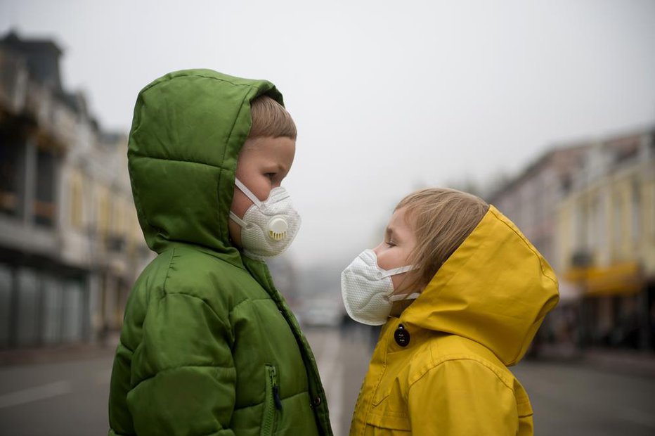 Fotografija: Kakšne posledice bo virus imel za otroke? FOTO: Shutterstock