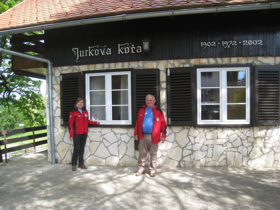 Fotografija: Zvesta in predana planinca in planinska vodnika Darinka in Janko Avguštin