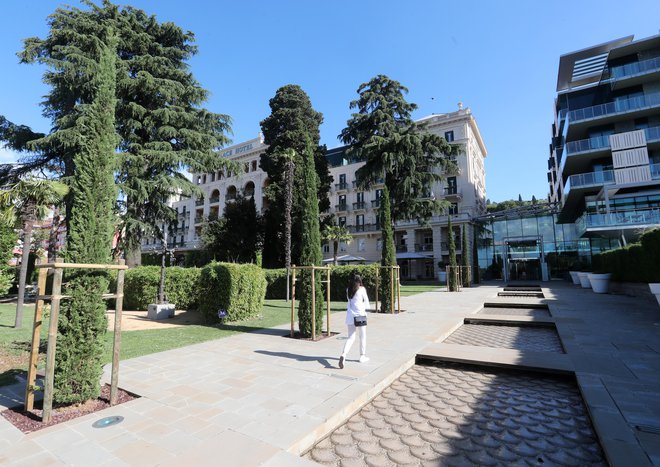 V petzvezdničnem hotelu je letos pričakovati več slovenskih gostov. FOTOGRAFIJE: Dejan Javornik