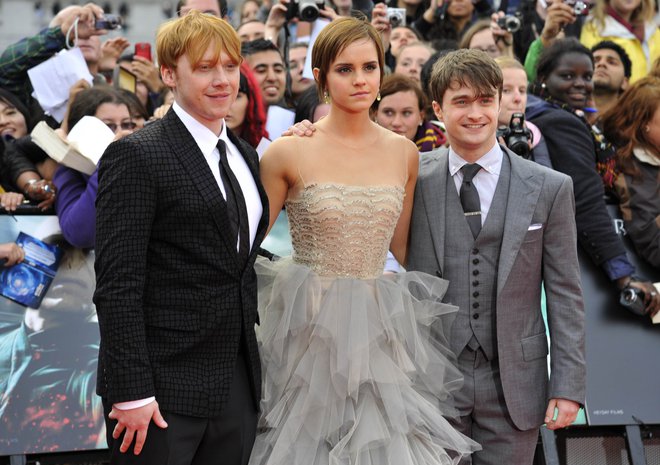 Rowlingovo kritizirajo tudi Rupert Grint, Emma Watson in Daniel Radcliffe, zvezdniki filmov o Harryju Potterju. FOTO: Toby Melville/Reuters