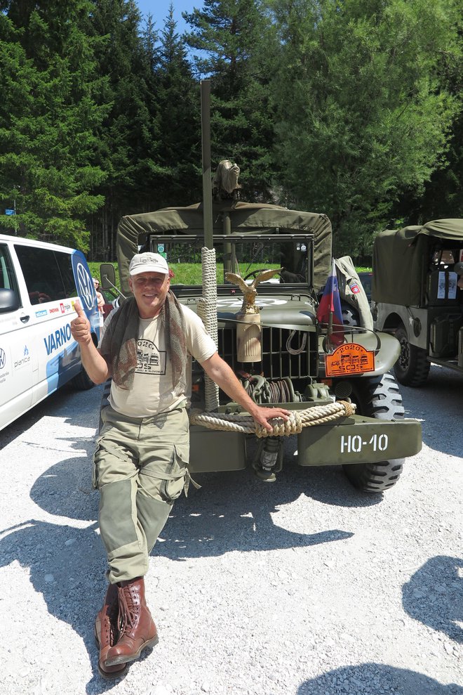 Drago Mesič je pobudnik dobrodelne vožnje starodobnikov okoli Slovenije. FOTO: Špela Ankele