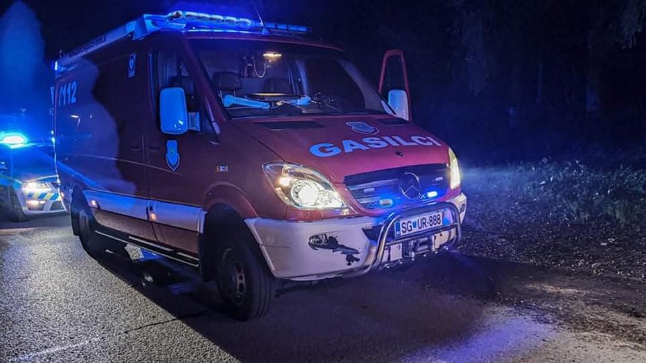 Fotografija: Na pomoč je priskočil tudi Koroški gasilski zavod. FOTO: Koroški gasilski zavod