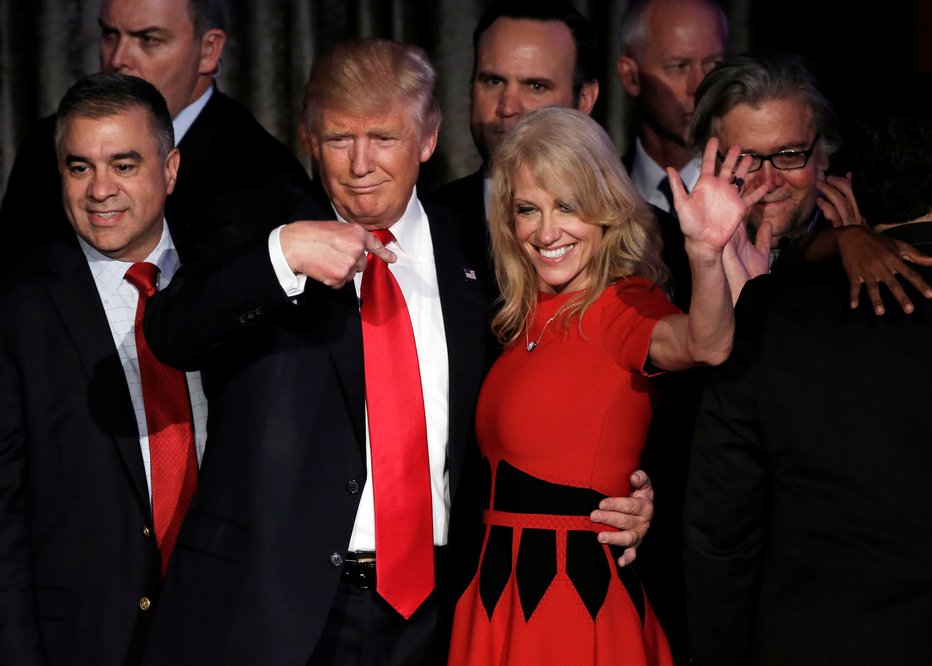 Fotografija: Kellyanne Conway zapušča kabinet Donalda Trumpa. FOTO: Mike Segar, Reuters