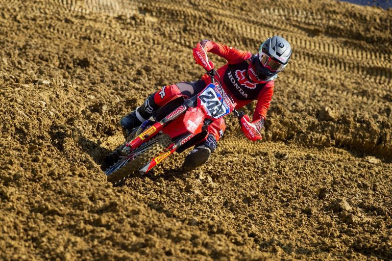 Fotografija: Tim Gajser še čaka na prvo skupno zmago v sezoni. FOTO: Honda Racing