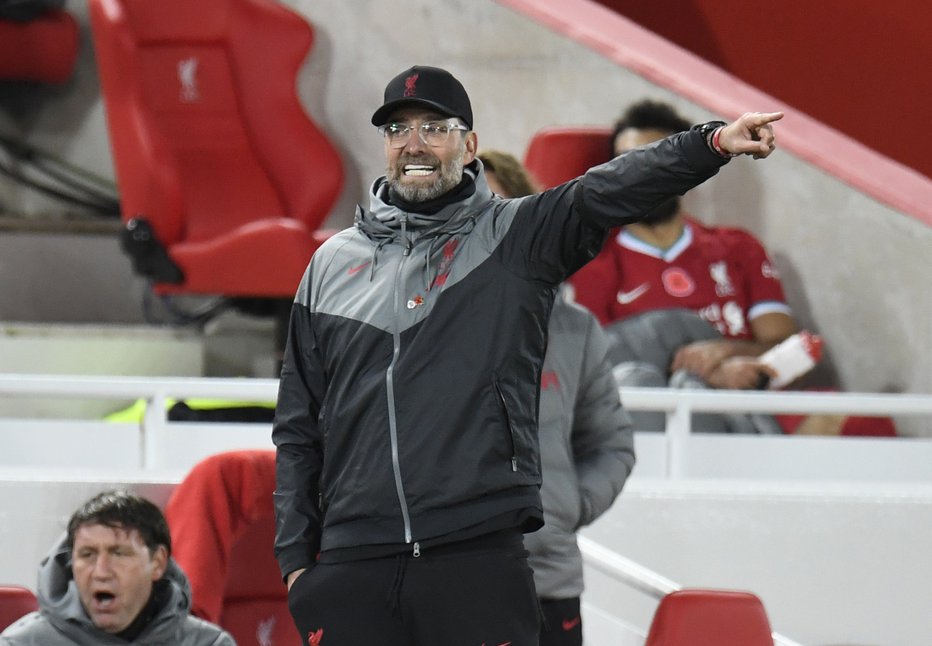 Fotografija: Pred Jürgenom Kloppom, cenjenim nemškim strategom na klopi Liverpoola, je pomembna preizkušnja pri Iličićevi Atalanti. FOTO: Peter Powell/Reuters