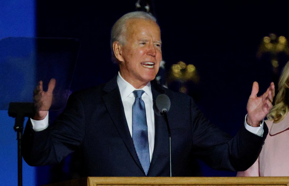 Fotografija: U.S. Democratic presidential nominee and former Vice President Joe Biden reacts to early results from the 2020 U.S. presidential election, in Wilmington, Delaware, U.S., November 4, 2020. REUTERS/Brian Snyder