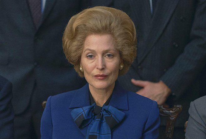 Gillian Anderson v vlogi Margaret Thatcher FOTOGRAFIJI: NETFLIX