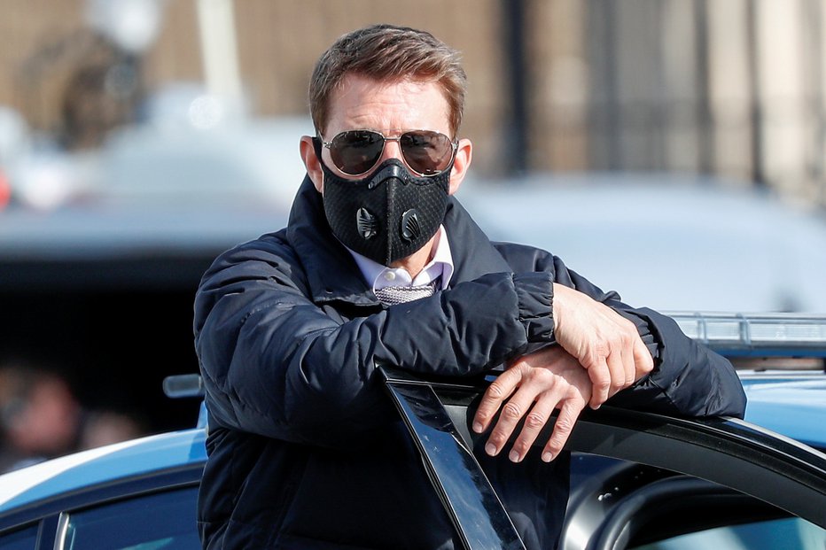 Fotografija: Tom Cruise na snemanju oktobra v Italiji.  FOTO: Guglielmo Mangiapane, Reuters