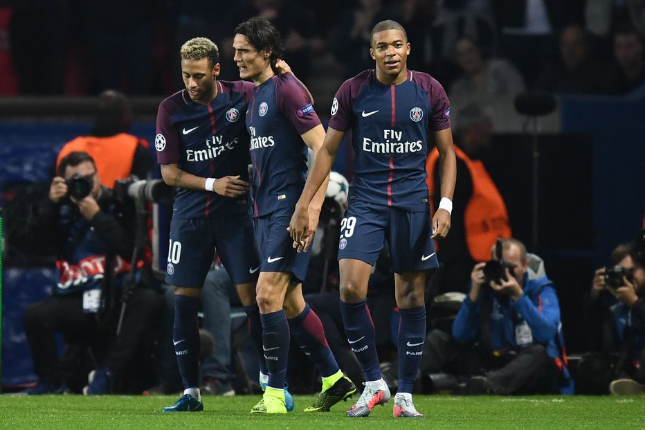 Fotografija: Odlični trojček napadalcev, ki vznemirja nogometni svet: Neymar, Cavani, Mbappe. Foto: AFP