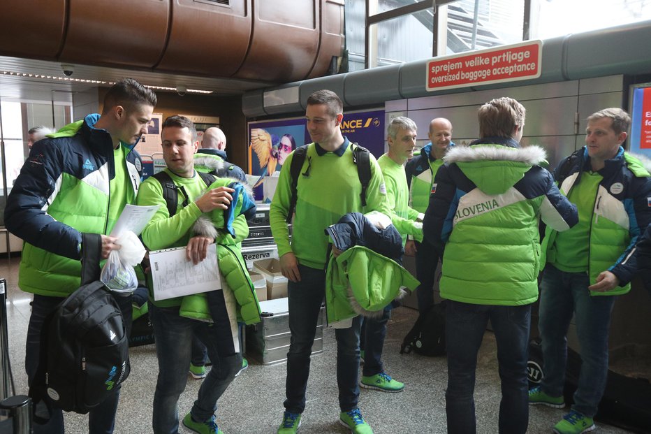 Fotografija: Odhod hokejske reprezentance na olimpijske igre. Foto: Marko Feist