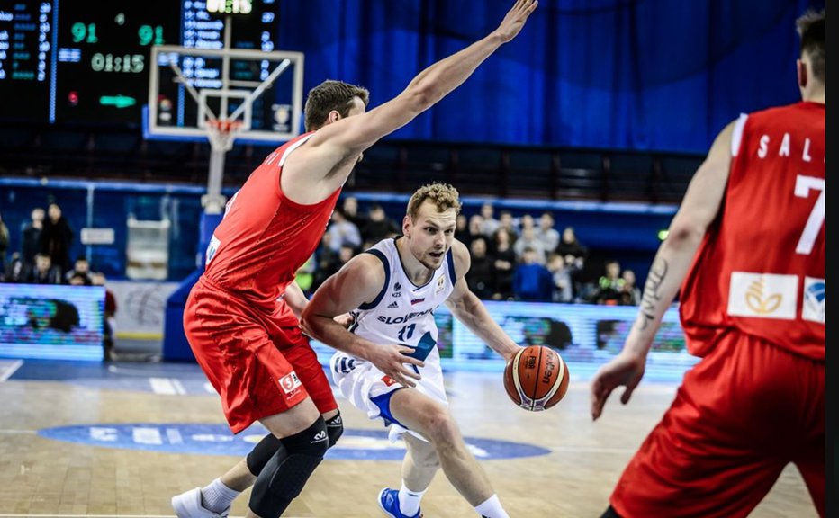 Fotografija: Tudi 27 točk Jake Blažiča je bilo premalo za uspeh v Belorusiji. Foto: fiba.com