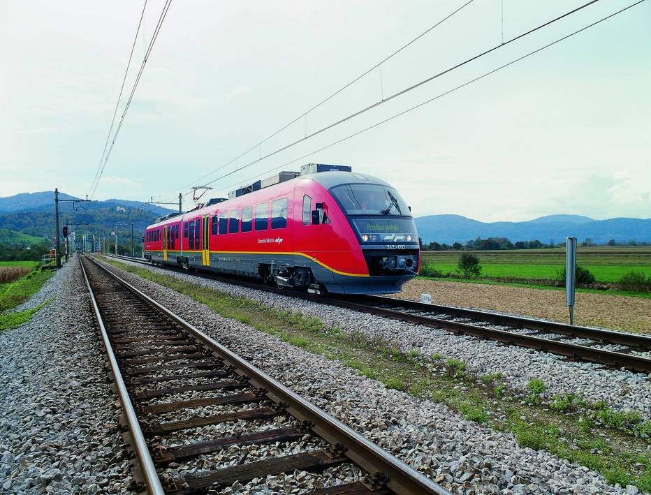 Fotografija: Dogodivščina se začne že na vlaku.