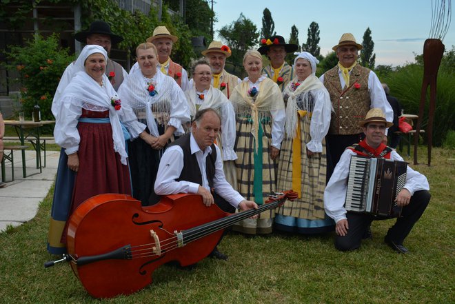 Nastopili so tudi folkloristi. FOTO: Oste Bakal