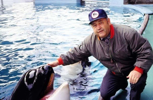 Fotografija: Ivan Holer z orko, ki je zaslovela v filmski uspešnici Free Willy.