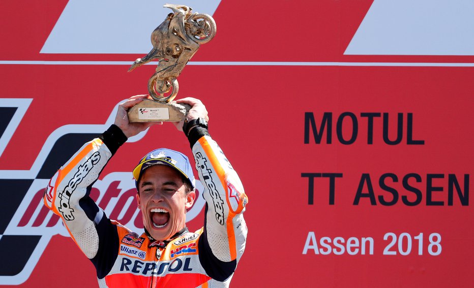 Fotografija: Španec Marc Marquez je zmagovalec dirke svetovnega prvenstva za veliko nagrado Nizozemske v Assnu v razredu motoGP. FOTO: Reuters