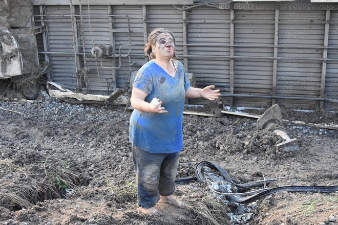 Poškodovana ženska. FOTO: Reuters