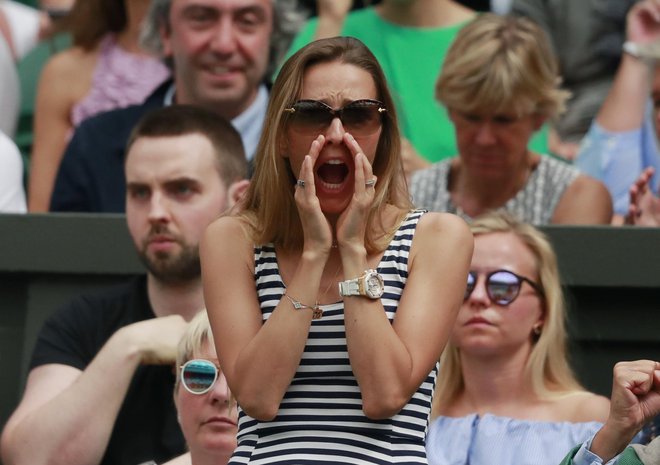 Napadalci so se lotili Jeleninega dedka. FOTO: AP