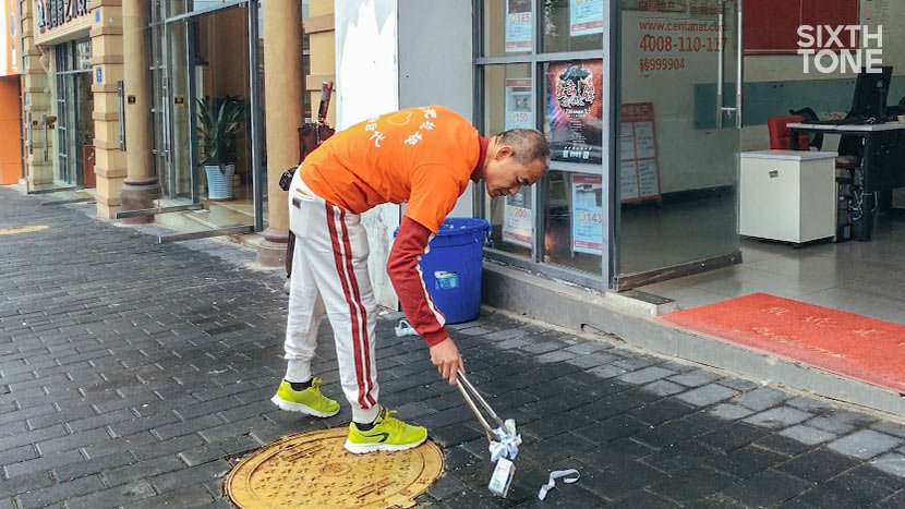 Fotografija: Meščani so opazili, da so ulice bolj čiste. FOTOGRAFIJE: Ruptly