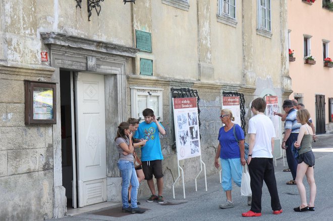 Vhod v Kovaški muzej Kropa Fotografije: Primož Hieng