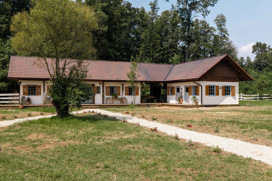 Fotografija: Udeleženci bodo letos imeli več razkošja, a jim zato ne bo nič lažje, obljubljajo ustvarjalci šova. FOTO: Gregor Ravnik, Pop TV