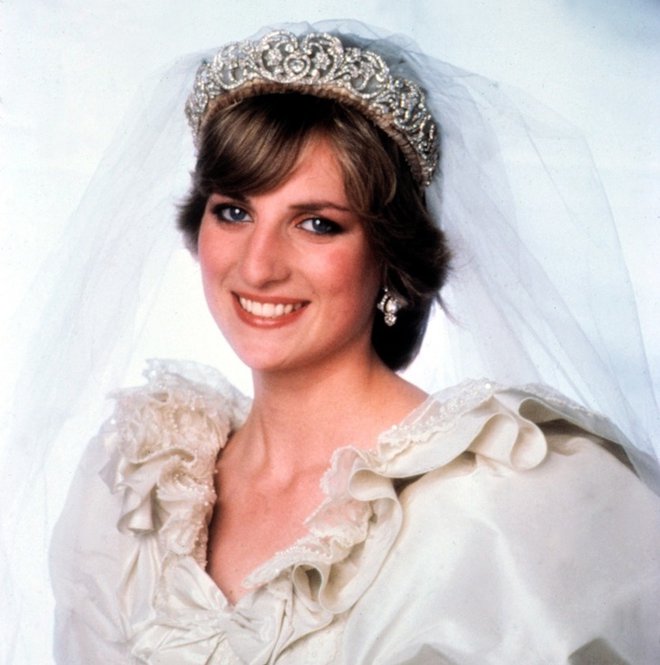 Tiara, ki jo je nosila Diana, je že več generacij v njeni družini. FOTO: Web