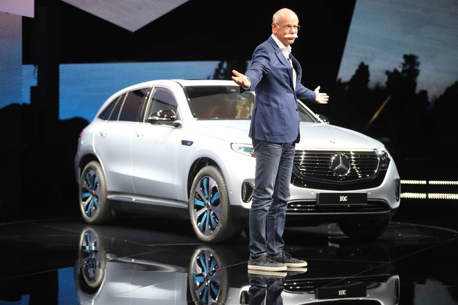 Dieter Zetsche, izvršni direktor Daimlerja, je zadovoljen z opravljenim delom. FOTO: AFP