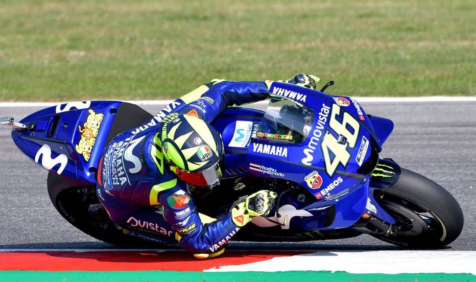 Fotografija: Valentino Rossi se nadeja, da bodo zadnje spremembe na njegovi yamahi M1 obrodile sadove. FOTO: AFP