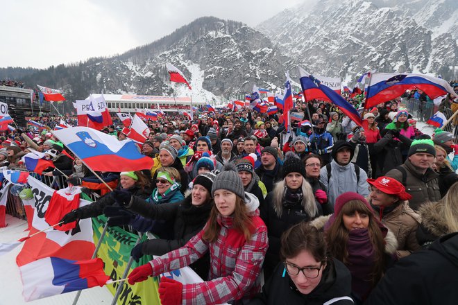 V vseh štirih tekmovalnih dneh so pod Poncami našteli 58.400 gledalcev.