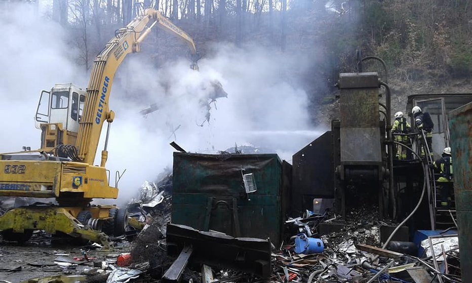 Fotografija: Razmere na kraju, zaradi katerih lahko prihaja do požarov, pravijo gasilci. FOTO: PGD Litija