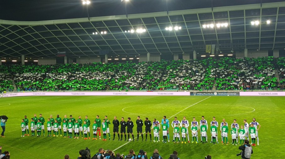 Fotografija: Večni derbi v Ljubljani. FOTO: Jernej Suhadolnik