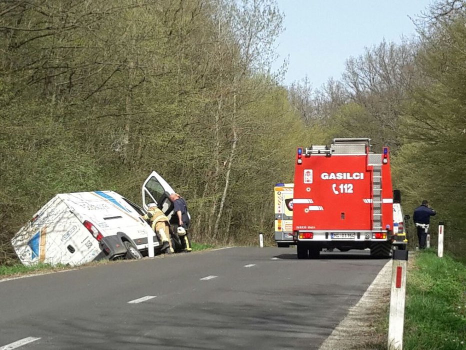 Fotografija: V občini Kobilje se je nesreča pripetila v sredo okrog 14.20. FOTO: OSTE BAKAL