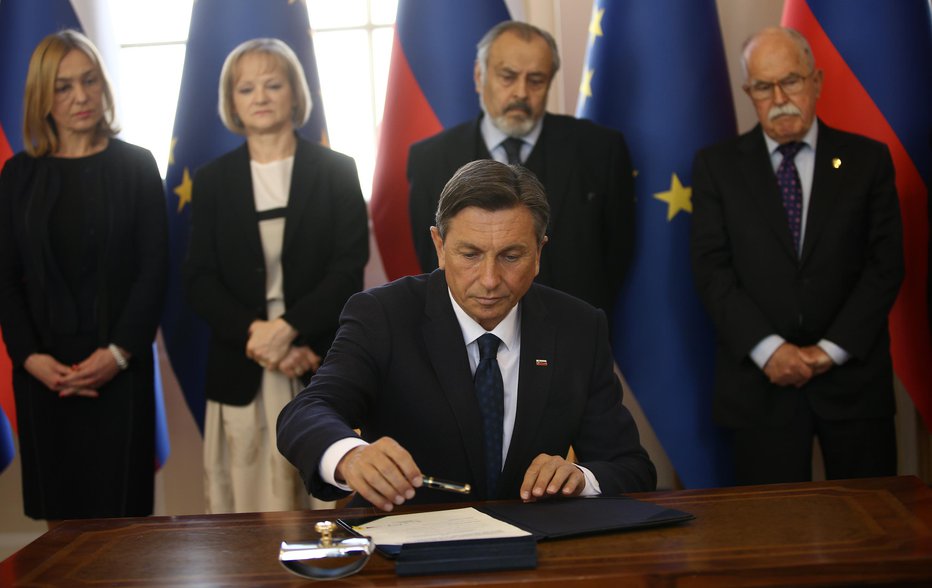 Fotografija: Predsednik republike Borut Pahor je danes razpustil državni zbor in razpisal predčasne volitve. FOTO: Jože Suhadolnik