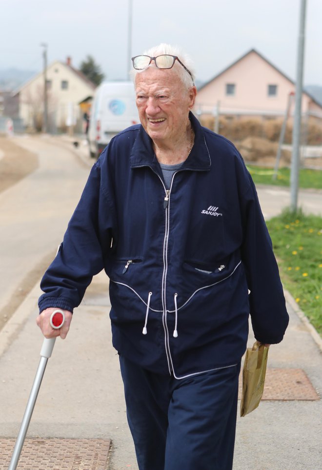 Dr. Miroslav Kristofič je (bil) eden najzvestejših gostov mariborskega termalnega kopališča. FOTO: Dejan Javornik