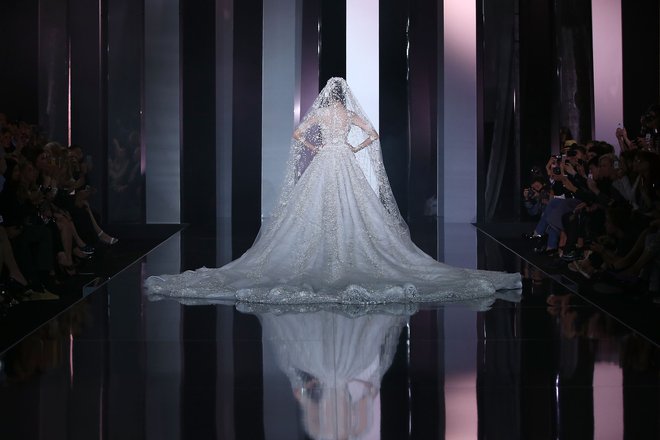 Poročna obleka Ralph & Russo. FOTO: Getty Images Getty Images