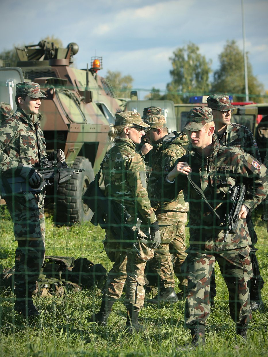 Fotografija: Simbolična fotografija. FOTO: Jure Eržen, Delo