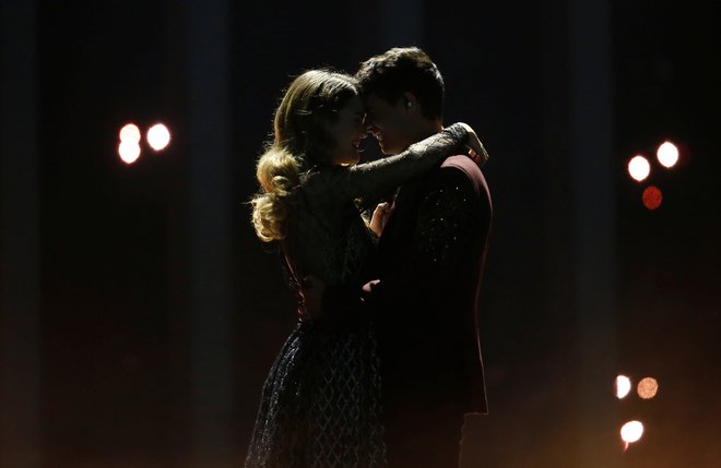 Španca Alfred & Amaia. FOTO: Reuters