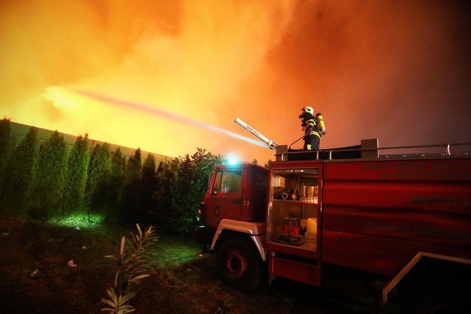 Fotografija: Simbolična fotografija. FOTO: Jure Eržen, Delo