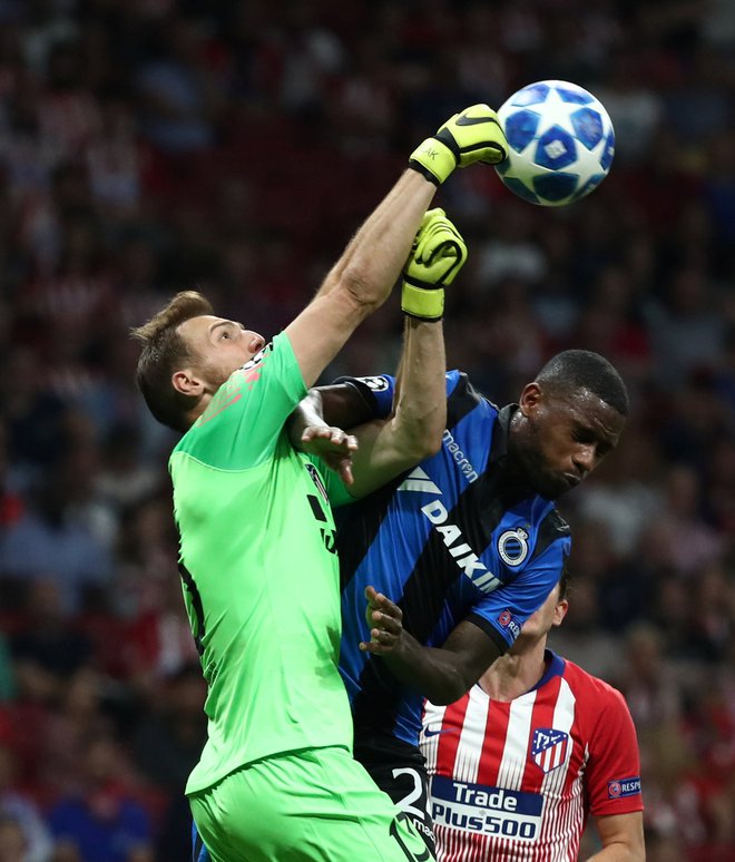 Jan Oblak in soigralci iz Atletica so na tekmi proti Bruggeu segli do novih treh točk. FOTO: Reuters