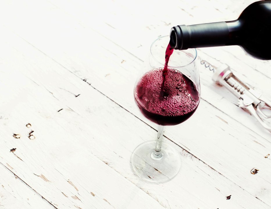 Fotografija: Rdeče vino. FOTO: Zakharova_natalia Getty Images/istockphoto