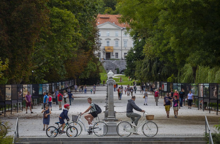 Fotografija: Jakopičevo sprehajališče FOTO: JOŽE SUHADOLNIK