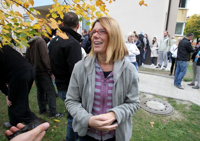 Alenka Hudales je z možem in dvema otrokoma živela v 12. nadstropju. FOTO: DEJAN JAVORNIK