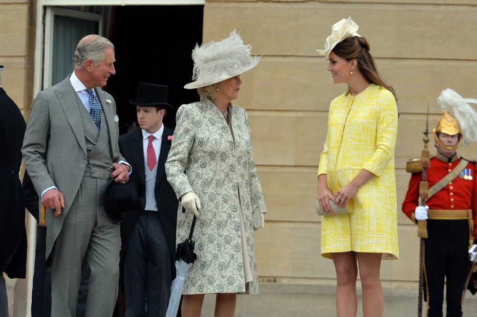 Fotografija: Kate, ki dosledno sledi kraljevim pravilom, je med nosečnostmi nanje pozabila. FOTO: Guliver/getty Images