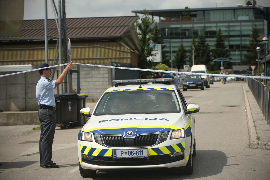 Fotografija: Simbolična fotografija. FOTO: Jure Eržen, Delo