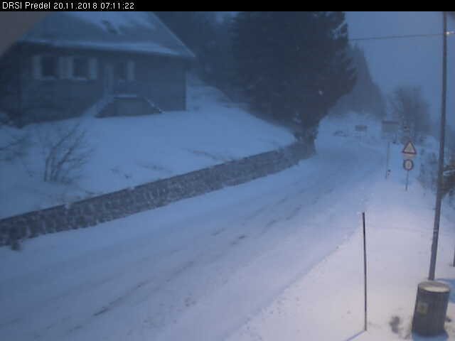 Snežna odeja na Logu pod Mangartom. FOTO: Promet.si